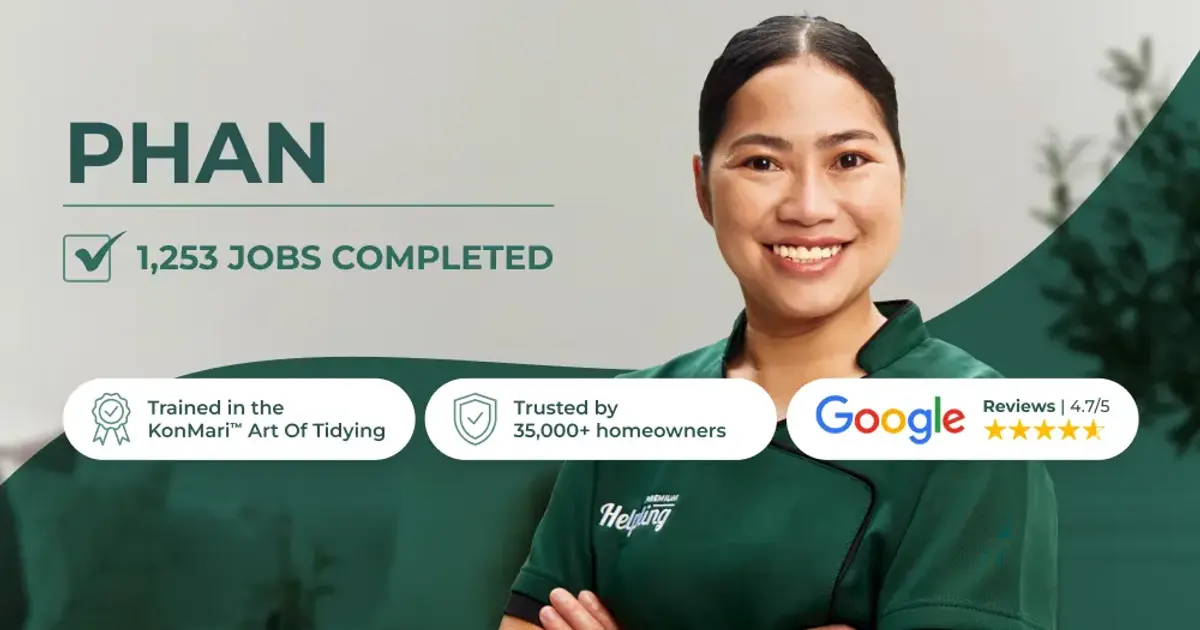 Helpling cleaner in a green uniform